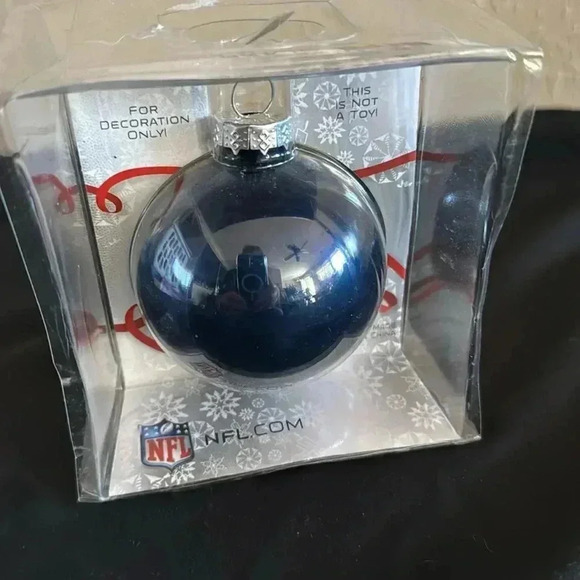 NIB New England Patriots Ornament - Picture 2 of 3